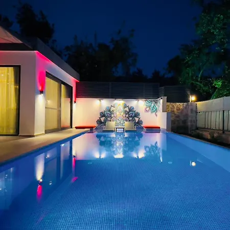 Lantana Villa
